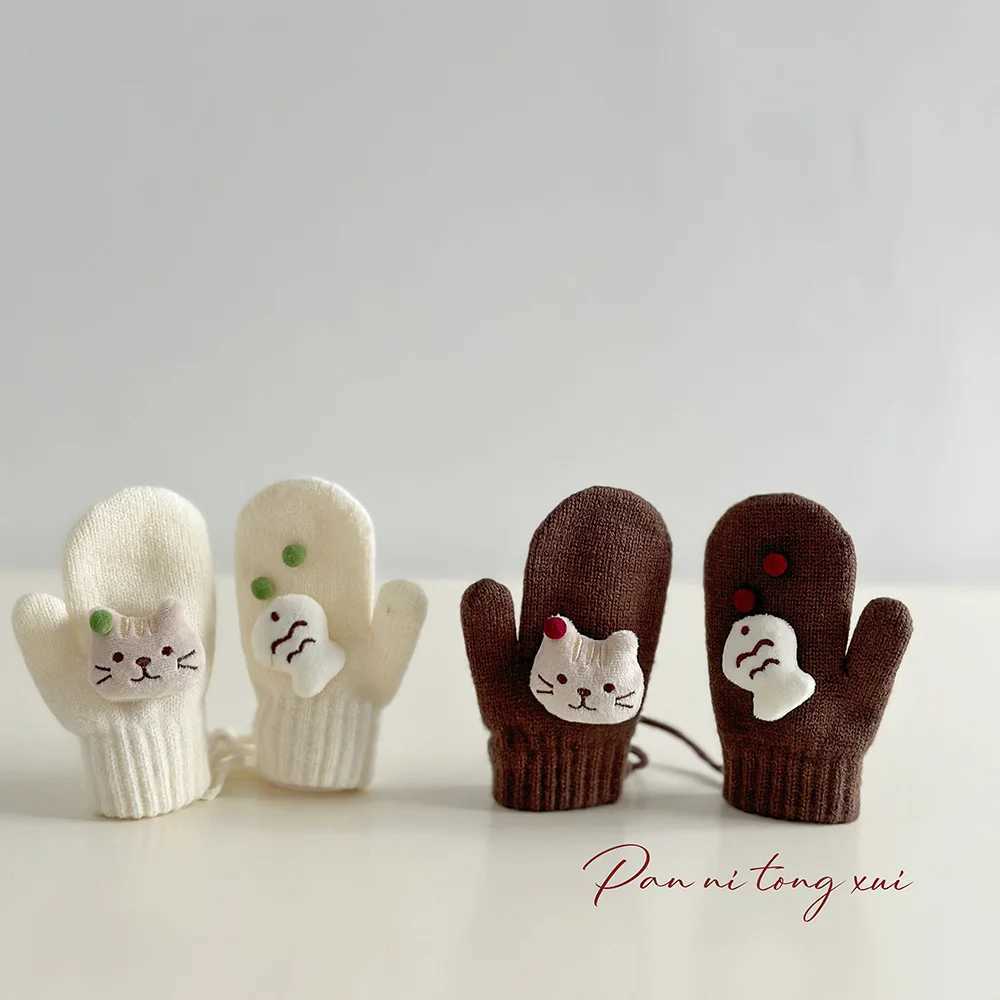 MINISO Gloves Child Trendy 3D Kitten Knit Gloves Thickened Winter Warmth Full Finger Korean Style Baby Hand Warmers Y251024