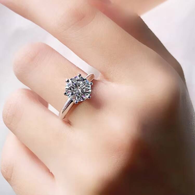 Luxury Jewelry Moissanite Jewelry Pure 14K Gold 18k Gold Sixprong Moissanite Party Gift Ring