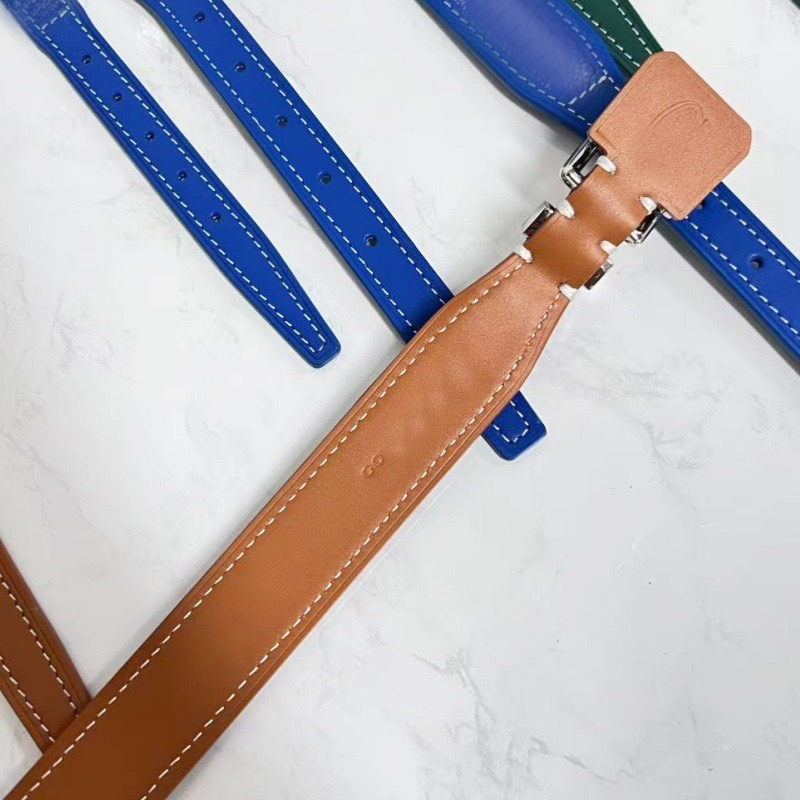 Designer Dog Carrier Pet bag dog travel cat bag Pet Collar cowhide small dog collar adjustable breathable handbag small pet bag pet supplies