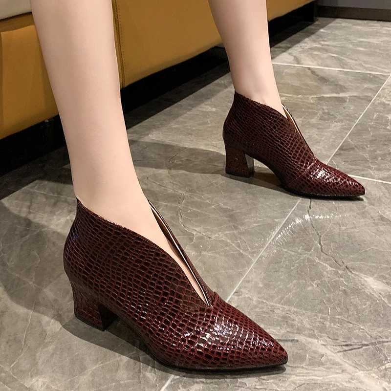 Thick Heel Womens Short Boots with Sexy VMouth SlipOn HighHeeled Boots W251024