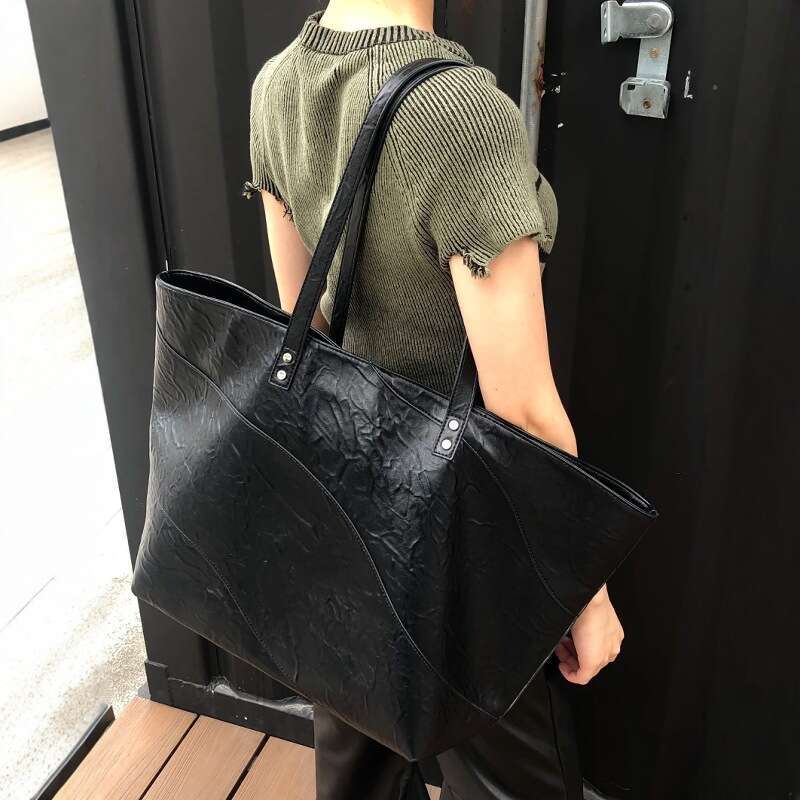 2025 New Designer Bags Simple High-Capacity Tote Bag Niche Design Versatile Shoulder Handbag for Work