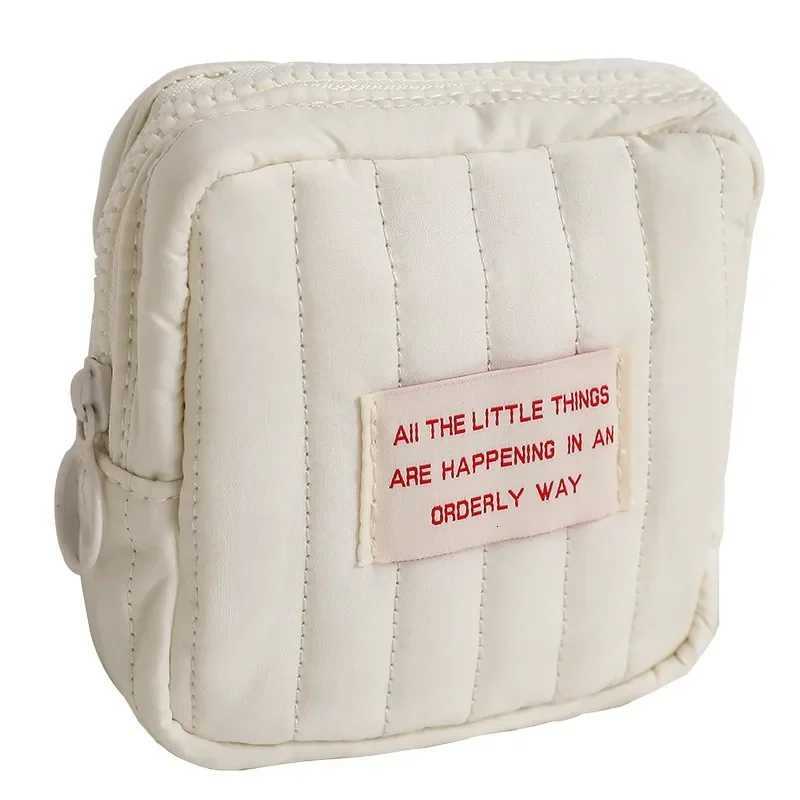 Mini Cute Square Cosmetic Bag Women Portable Earphones Lipstick Sanitary Napkins Storage Pouch Small Makeup Zipper BagsT251024