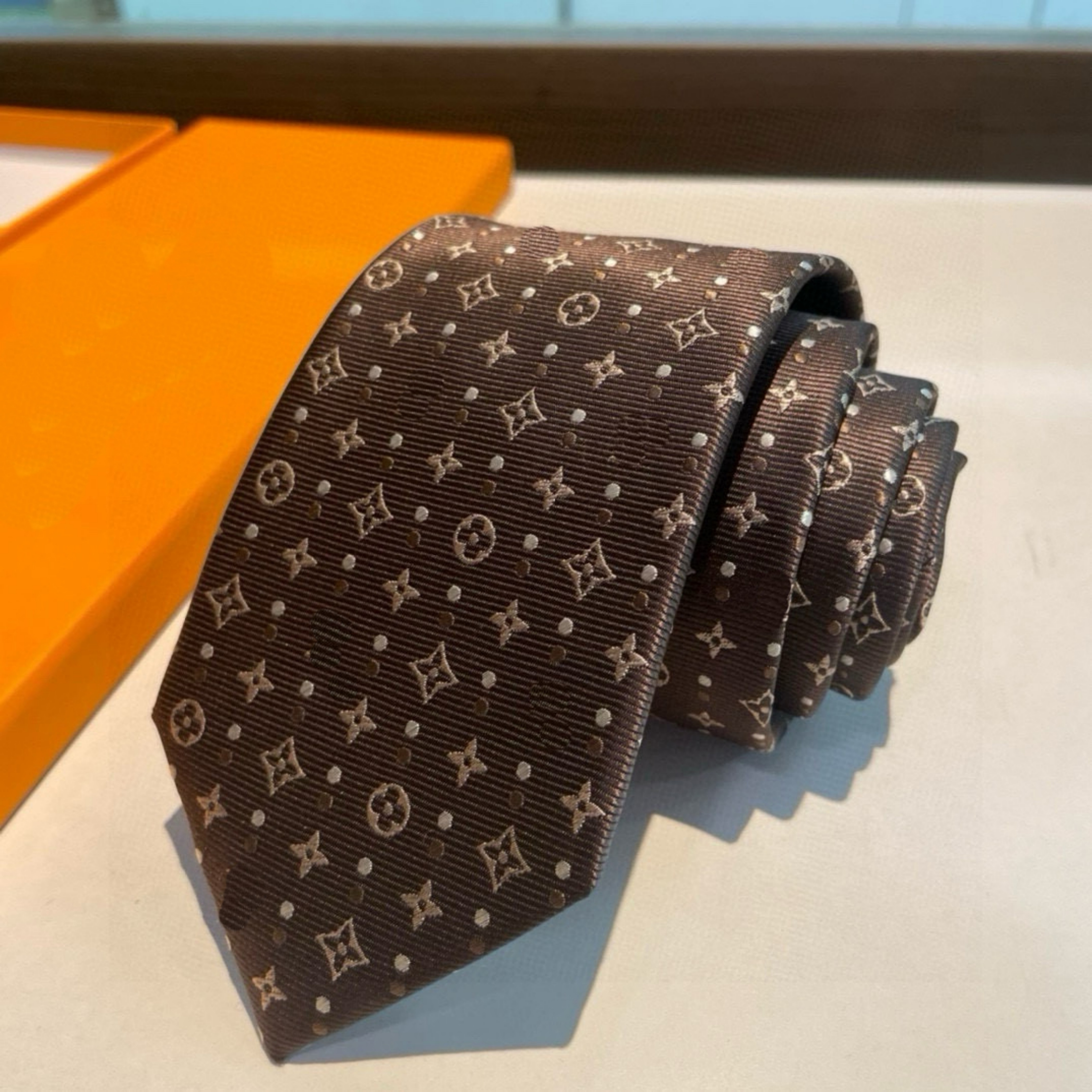 2025 Luxury High Quality Designer Men's Letter Tie Silk Tie Black Blue Aldur Jacquard Party Wedding Business Weaving Fashion Tie Box Neck Ties 251