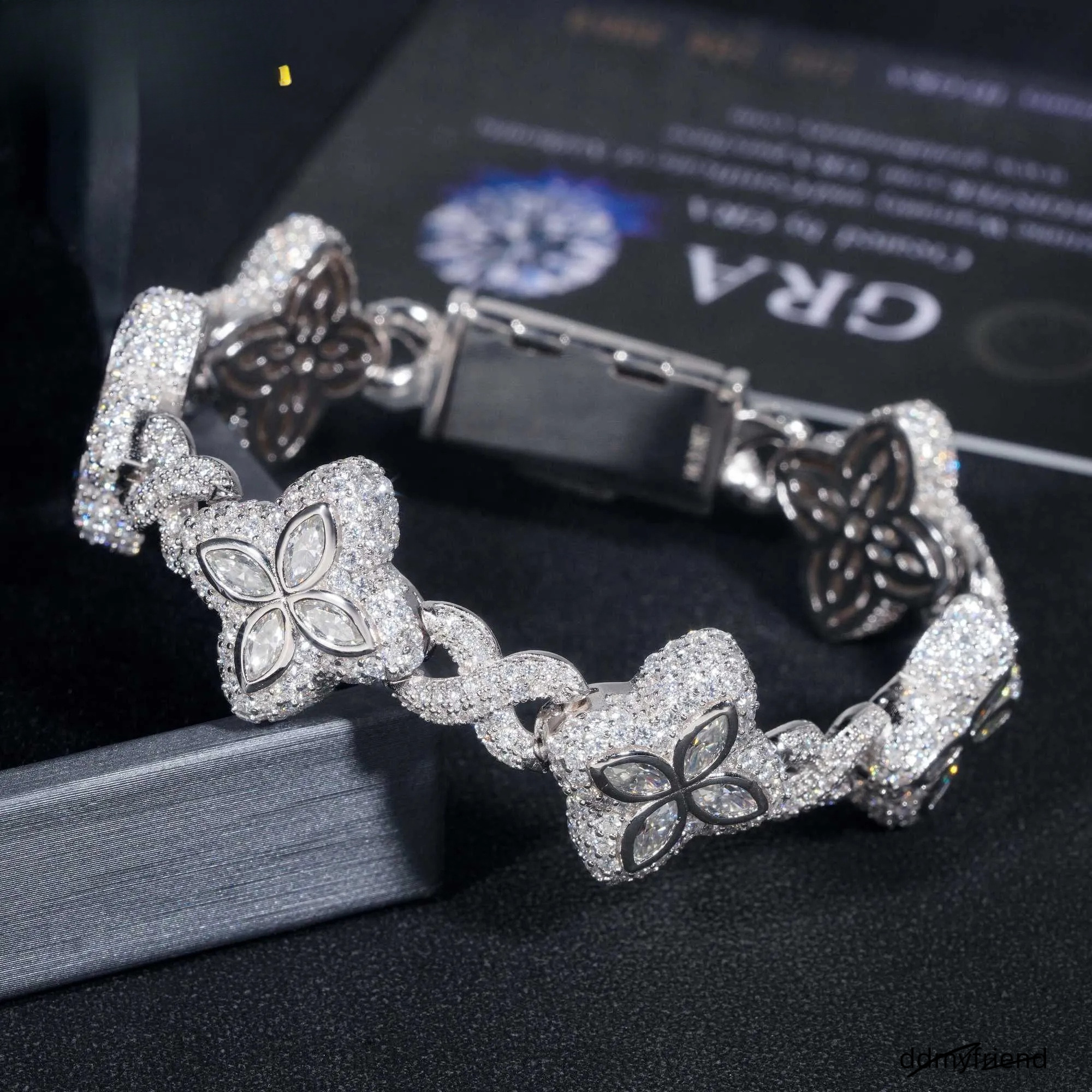 Four Leaf Clover Bracelet: Sterling Sier Moissanite Dia Tennis Bracelet - Elegant Lucky Charm Design Ddmyfriend