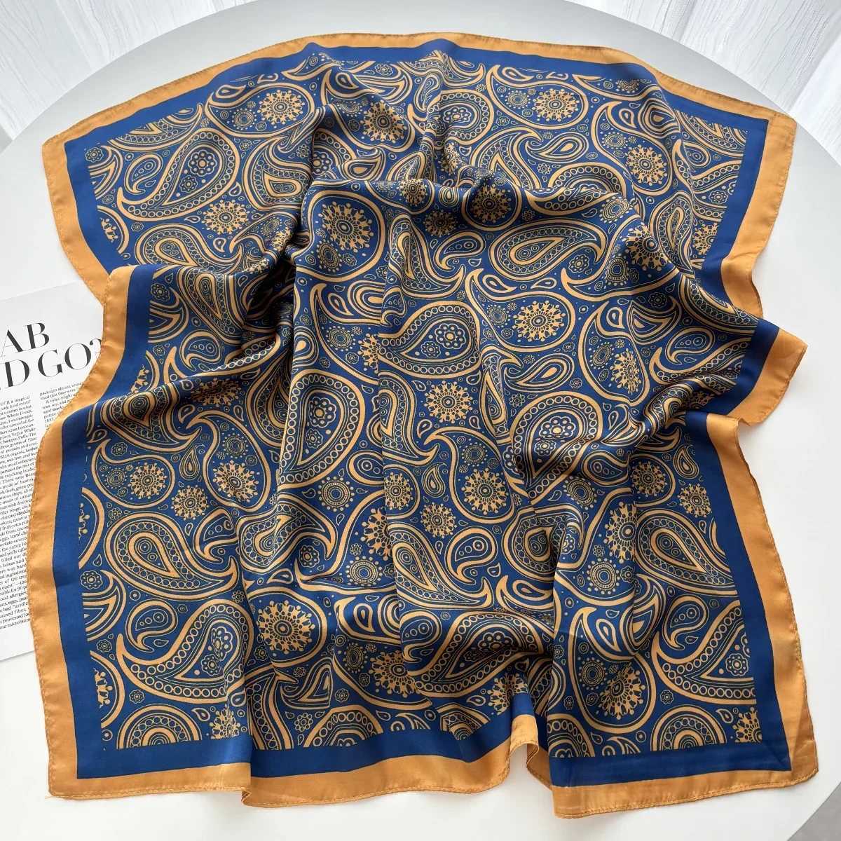Elegant ral Print Square Scarf Wen Soft Satin Horse Haiand Neckerchief Off Hijab band Foard Bag Ribbons Gift Y251024