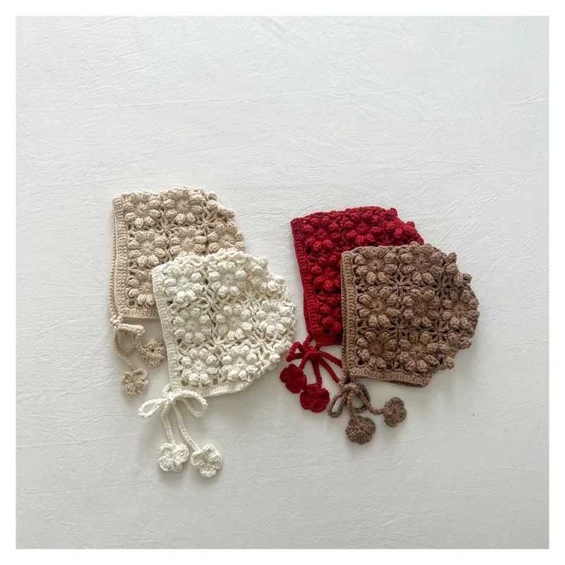 HoneyCherry Cute Flowers Childrens Knitted Ear Protection Hat Autumn and Winter Handknitted Girls Hollow Wool HatL251024
