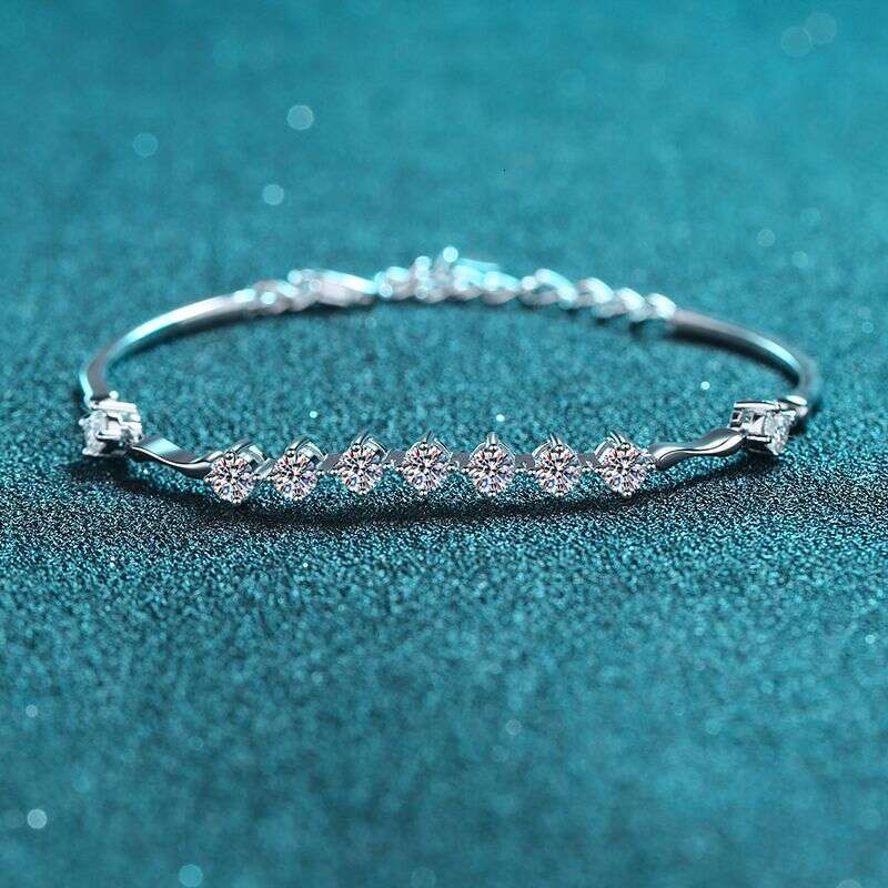 DHCollections-- XDY Pure Sier Women's Bone and Flesh Connected Haifeng Straight Cool Style Moissanite Bracelet