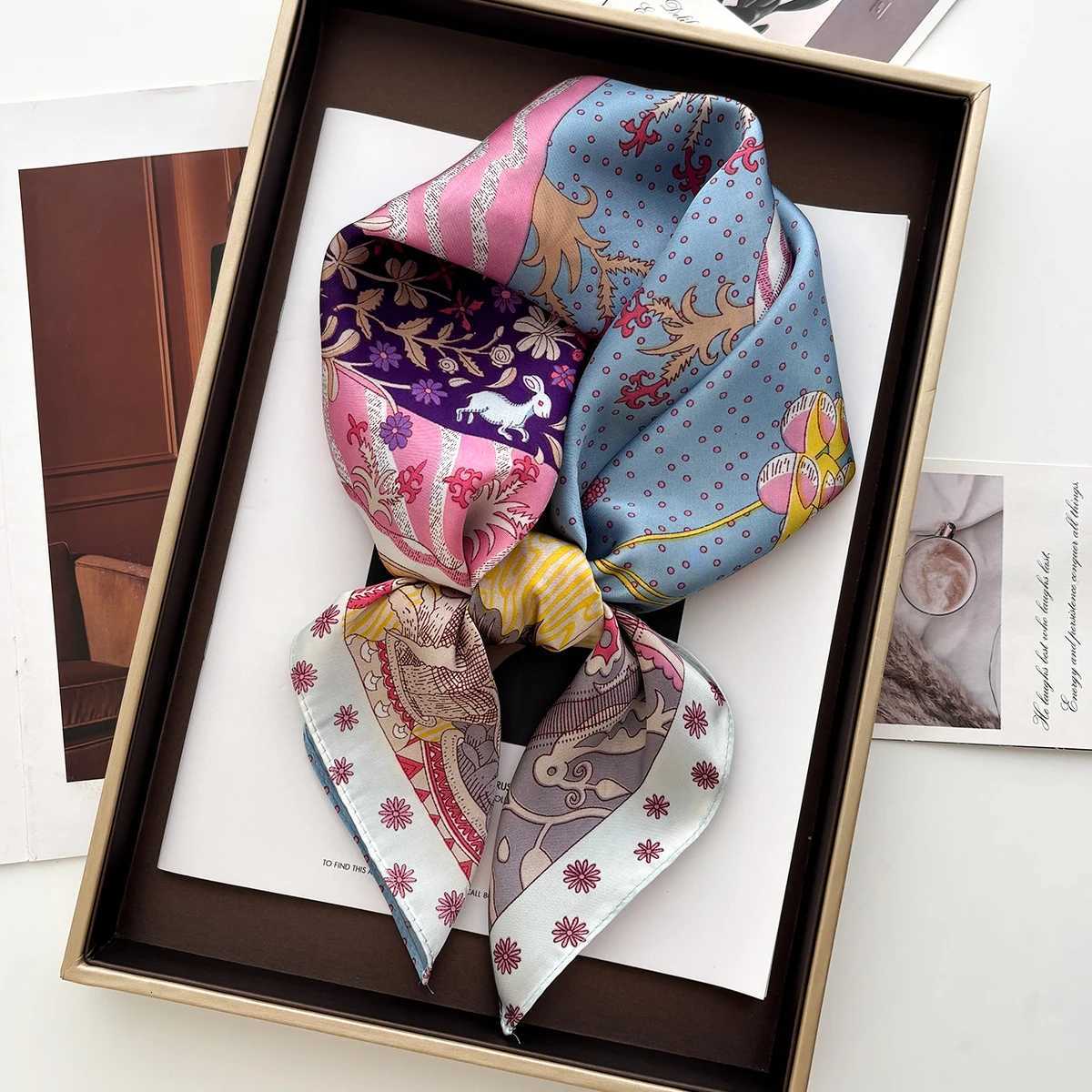 Luxury 70cm Silk Square Scarf For Wen Elegant Bag Ribbon band Shl Neckerchief Banda Neck Scarves For Daily Wear Y251024