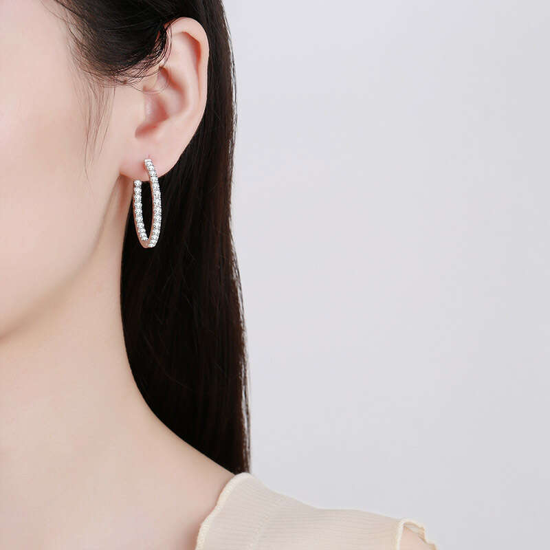 DHCollections-- Sterling Sier Earrings for Women Full Circle Black Moissanite Cuffs Plated PT950 Gold Ear Jewelry Straight
