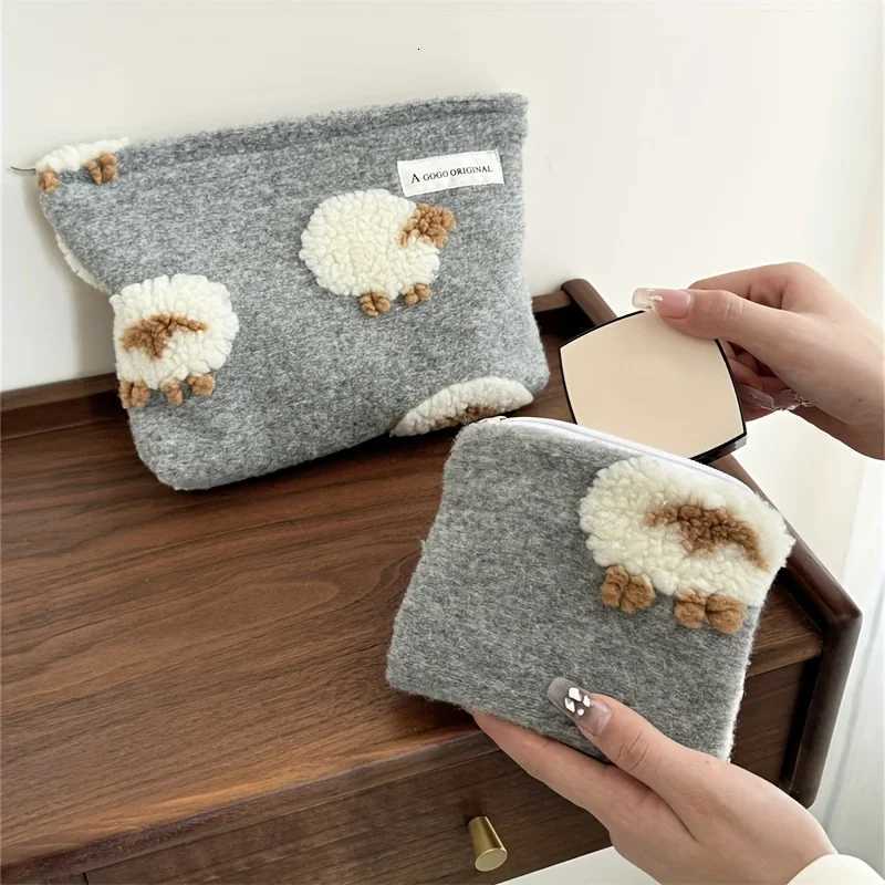 Cute Small Sheep Plush Cosmetic Bag Makeup Organizer Lambswool Pouch Pencil Case Bags Travel Coin Purse Household StorageT251024