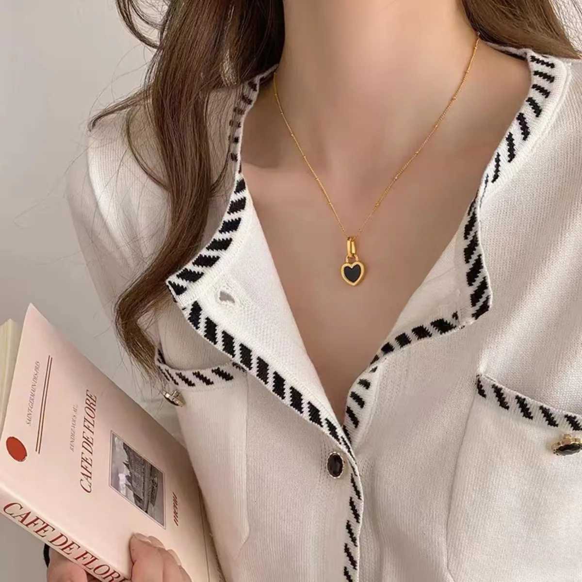 Heart Pendant Necklaces Stainl Steel Necklace Women Luxury Style Jewelry Accories Chain Banquet Doublesided Black WhiteXJ251024