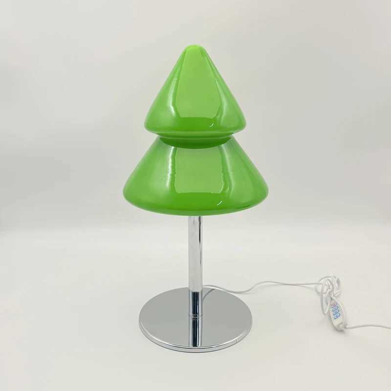 Table lamp atmosphere lamp bedside lamp decoration Christmas holiday Retro Little Red Riding Hood creative silent ancient bedroo C251115