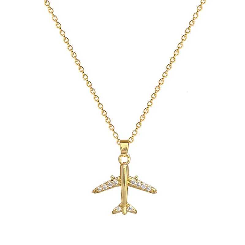New Fashion 18K Gold Plated Airplane Pendant Necklaces For Women Tren Female Stainl Steel Clavicle Chain Jewelry WholesaleXJ251024