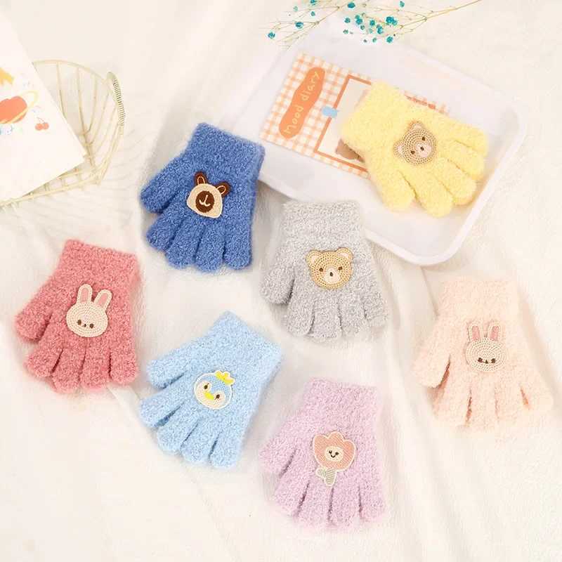Winter Knitted Gloves Cartoon Warm Mittens Toddlers Outdoor Cartoon Pattern Cute Gloves for Child Kids Baby Girls Boys 13YO Y251024