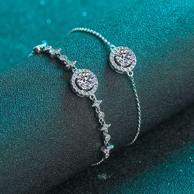 DHCollections-- S Pure Sier Round for Women Classic Bubble Plated PT950 Gold One Moissanite Bracelet Straight