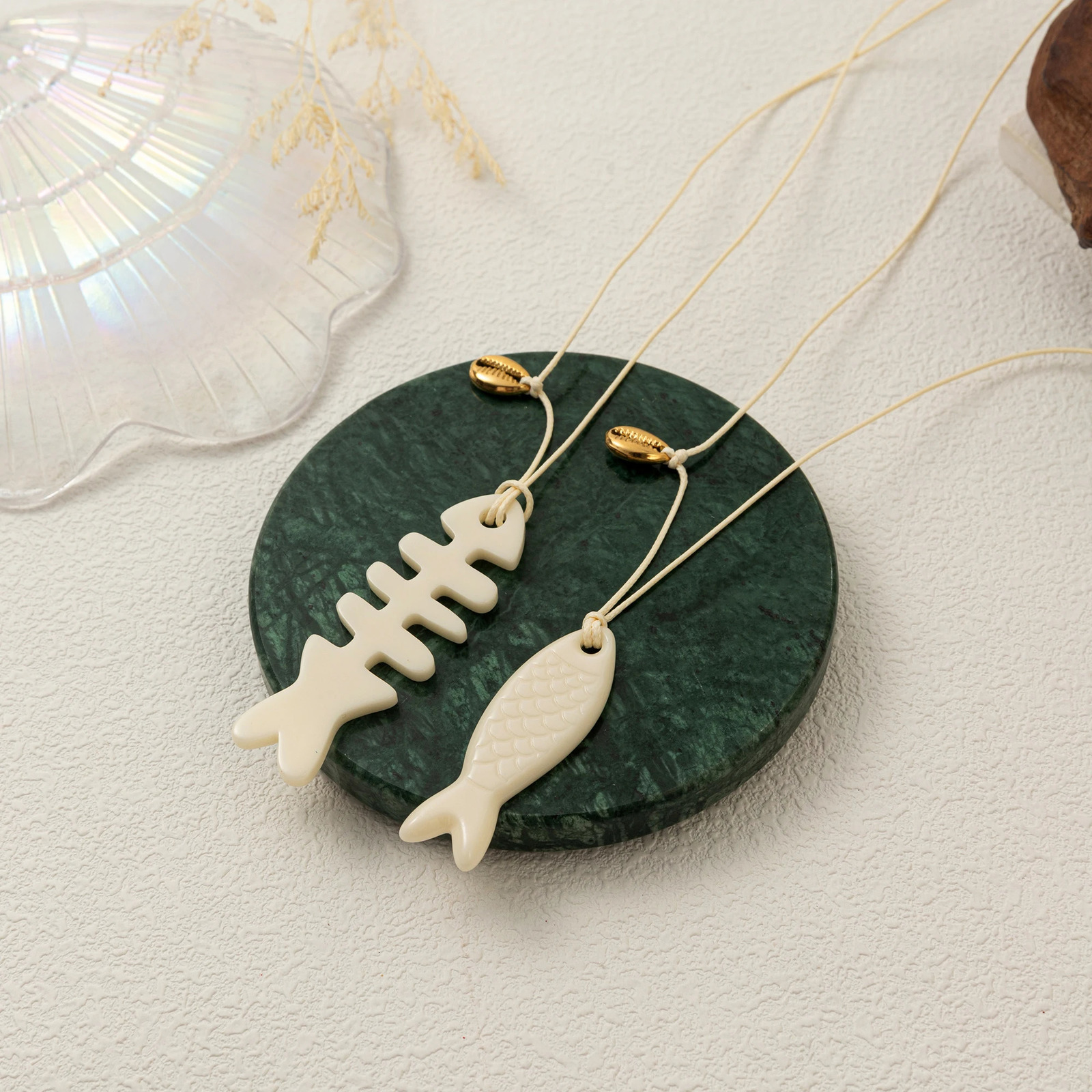 Fresh white minimalist alien fish on the beach fish bone pendant DIY necklace as a gift for women 251016