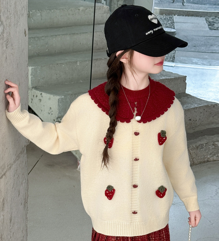 Girl Fashion Designer Knitted Sweater Autumn/Winter New Fashion Children's Fashion Big Girl Sweater Ruffle Skirt Set