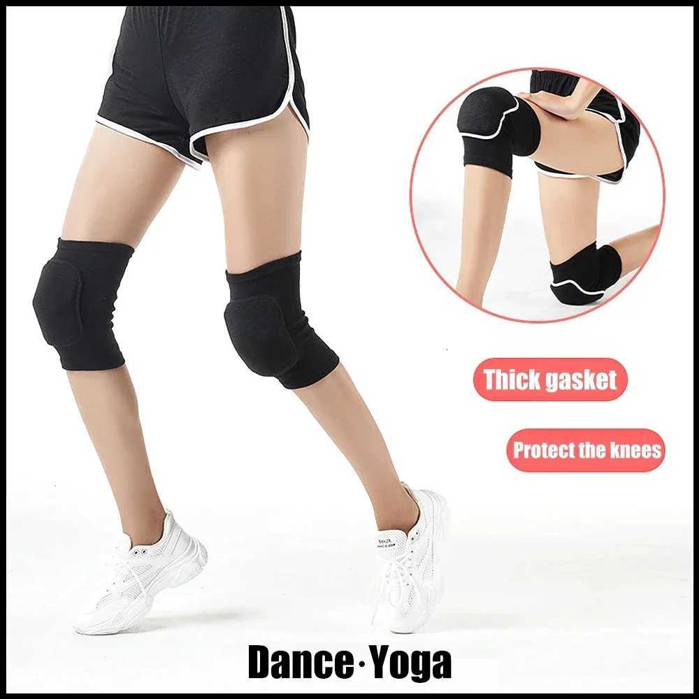 1Pair Sports Compression Knee Pads Elastic Knee Protector Thickened Sponge Knee Brace Support for Dancing Workout TrainingW251024