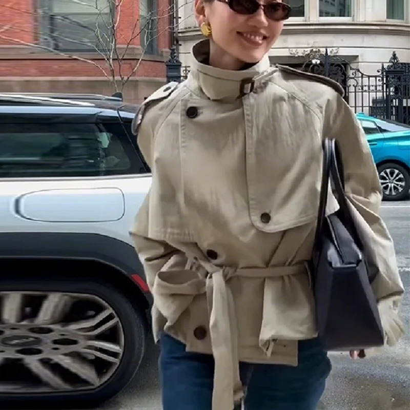 Vintage Stand Neck Khaki Jacket Chic Leisure Full Sleeve Short Trench Coat Autumn Fashion Commute Lady Outwear 251021