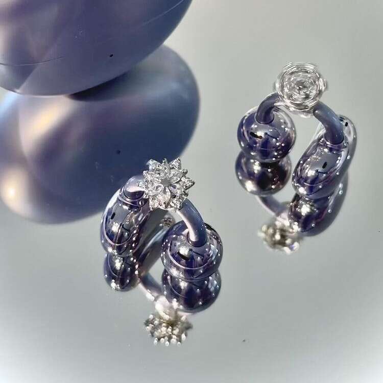 DHcollections Suitable for Freeclip Earphone Drill Rotatable Romantic Frost Flower Clip Buckle Niche Sweet Style Ear Accessories