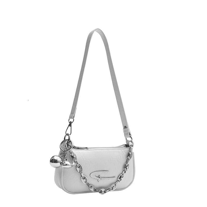 Exquisite Chain Decorated Crossbody Bag 2025 New High-Value Commuter Shoulder Strap 3D Handbag