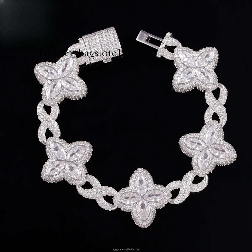 Yy New Design Iced Out Clovers Vvs Moissanite Cuban Chain Sterling Sier Fine Jewelry Bracelets for Men Women