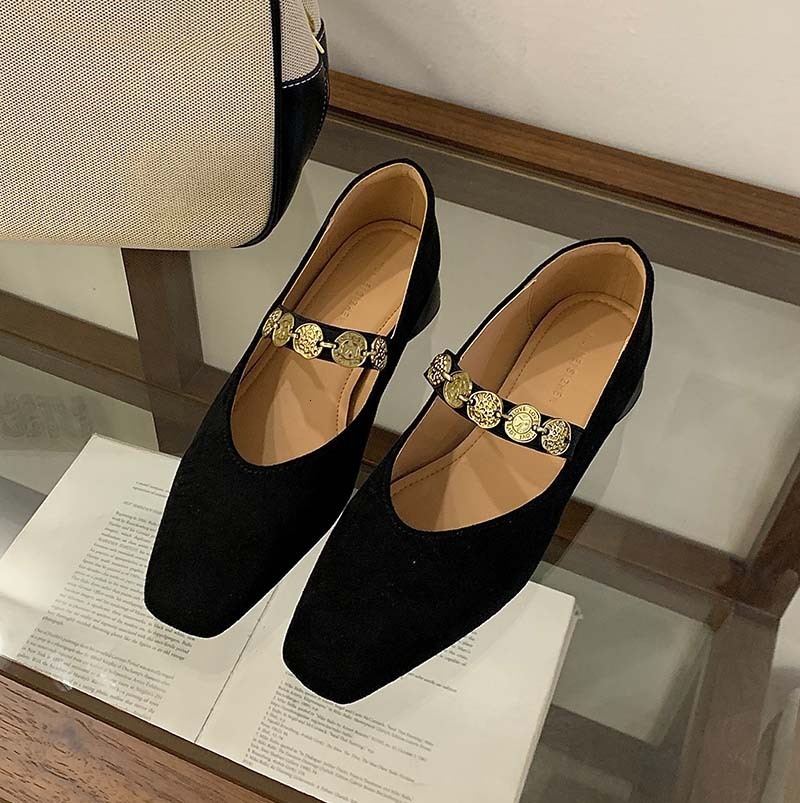 French Style Square Toe One-Strap Mary Jane for Women 2025 Spring and Autumn Shallow Low Heel Gold Coin Decoration Women's Single Shoes ddmythur
