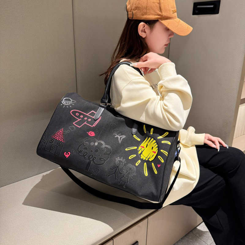 Graffiti Personality Travel Bag for Women, Printed Handbag, Business Trip Luggage Bag, Outdoor Leisure Large Capacity Crossbody Bag