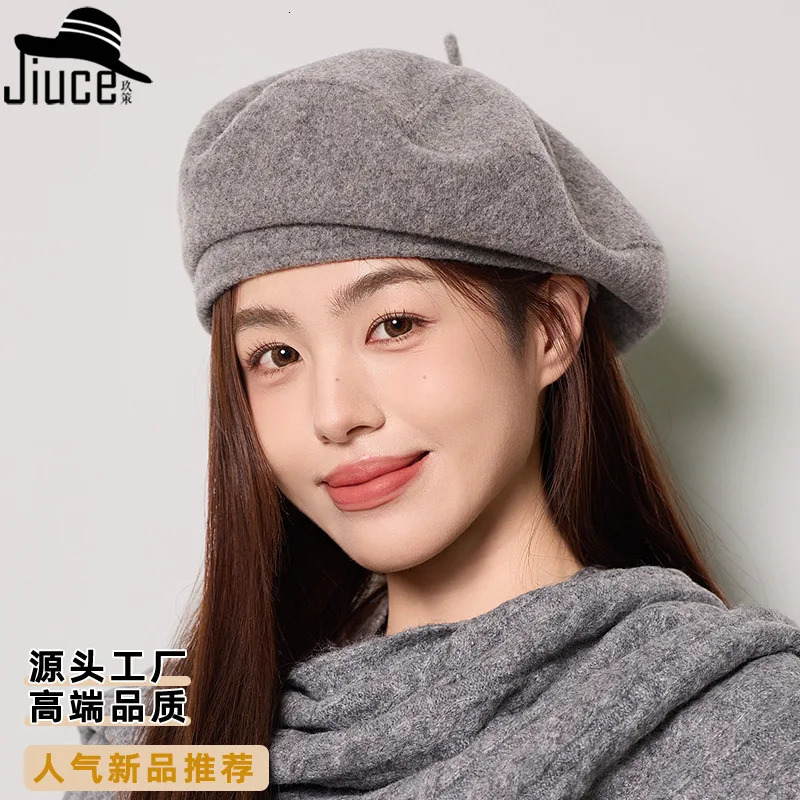 High Quality Wool Beret womens Winter Style Face Enhancing Pumpkin Hat Fashion highend Artist Hat Gorros 4m720 251023