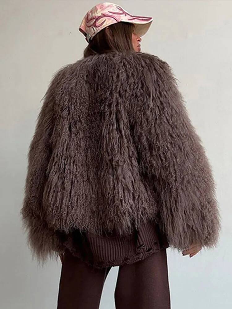 Brown Fluffy Faux Fur Thicken Jacket Elegant Female O Neck Long Sleeves Short Coats Autumn Winter Lady High Street Outerwear dongdumaoyi