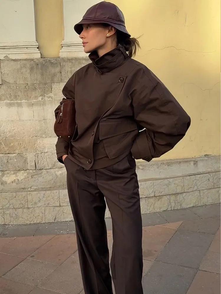 Stand Neck Crooped Brown Trench Coat Women Single Breasted Pocket Full Sleeve Windbreaker Jacket Autumn Lady Streetwer 251021