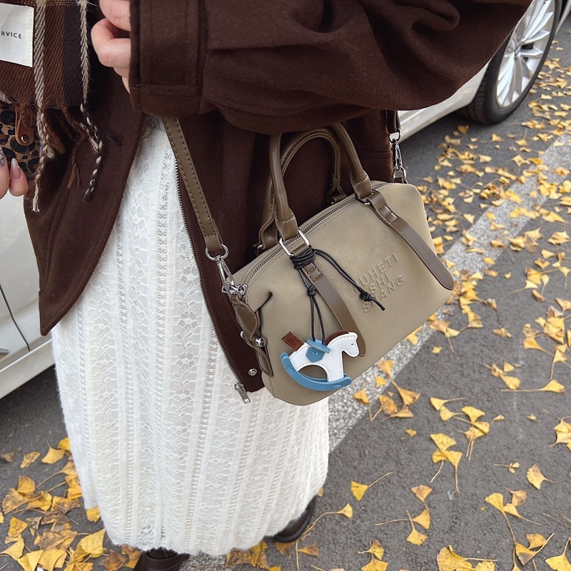 Luxury Brand Designer Bag Boston Handheld Pillow Bag 2025 New High-End Niche Commuter Autumn Winter Casual Crossbody Bag