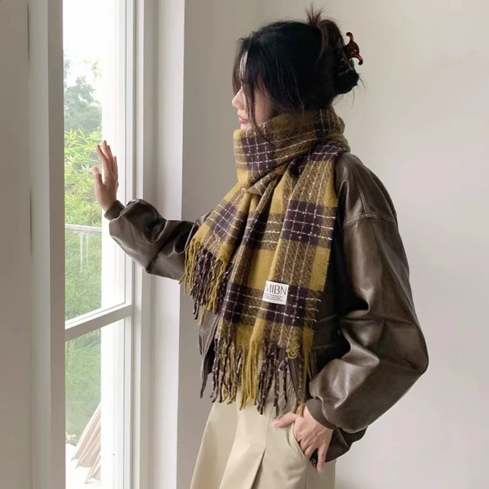 Korean Style Plaid Scarf Women Winter Thicken Warm Christmas Gift Versatile Neck Warmer Cold Weather Fashion 20065cm 251023