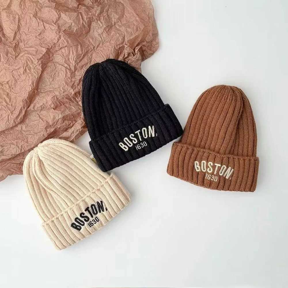 MINISO Baby Hat Baby Knitted Hat with Letters Warm Windproof Earmuffs Winter Beanie Birthday Gift Headdress Protective HatsL251024