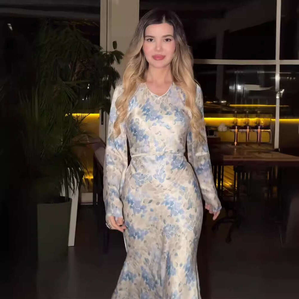 2025 Spring Gentle Wind Satin Print Elegant High-End Long Dress