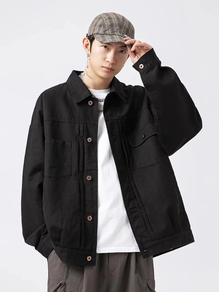 Vintage Utility Cargo Denim Jacket Men Pleated Front w Flap Pockets Long Sleeve Oversized Spring Fall 2025 Casual Coat 251017
