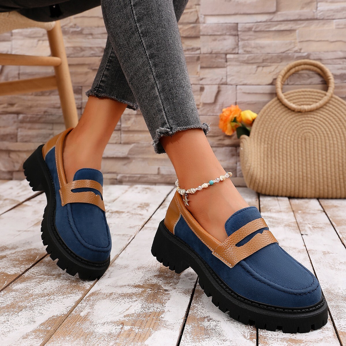 Loafers 2025 Spring and Autumn New Round Toe Low Heel Slip-On Small Leather Shoes for Women ddmythur