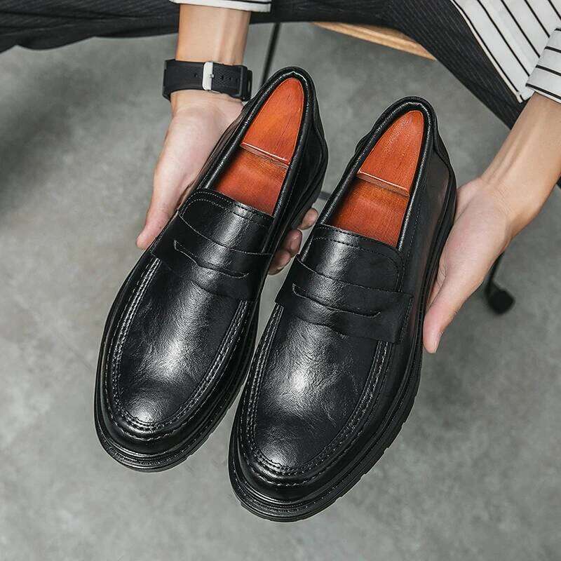 Tassel Loafers Men Platform Thick-soled Formal Business Slip-on Comfortable Mens Leather Wedding Casual Oxford Shoes