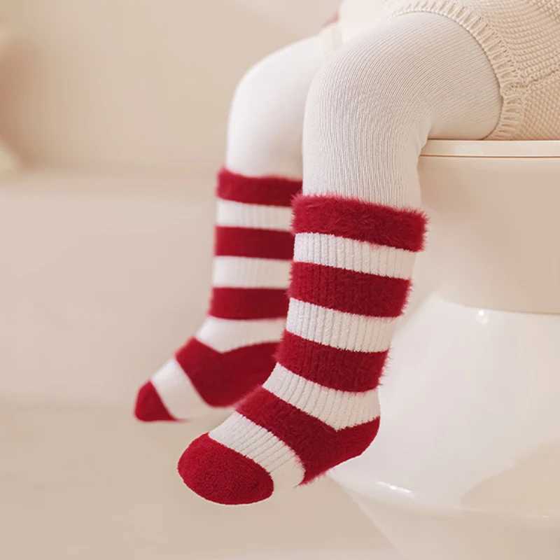 Baby New Year Socks Red Stripe Cute Pompom Boy Girl Autumn Winter Terry Socks Thick Plush Newborn Toddler AntiCold Floor Socks J251024