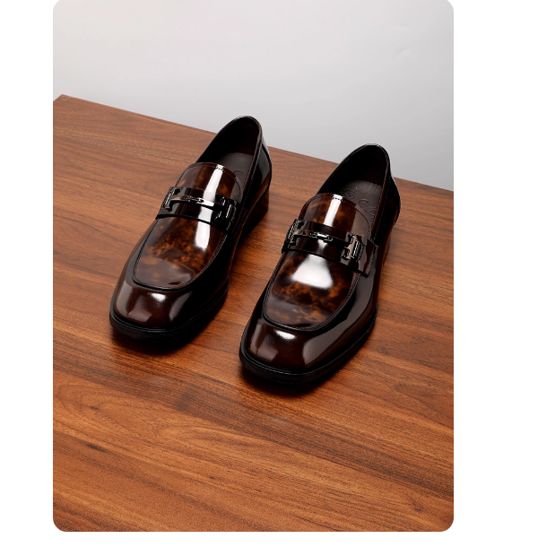 New business leather shoes for men, loafers, British genuine leather slip-ons, handmade men's shoes, bright leather