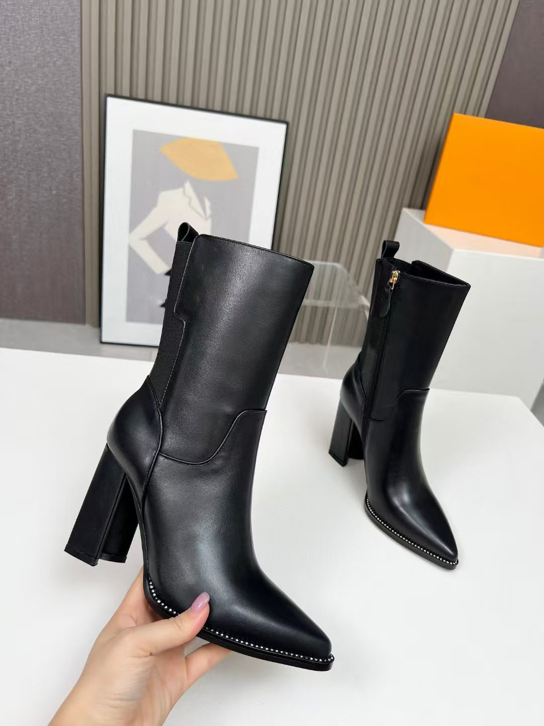 10A Mirror-Finish Quality New Fashion Boots Luxury Designer Shoes Genuine Leather Letter Martin Boots Women's Sexy High-Heeled Pointed Formal Party Shoes