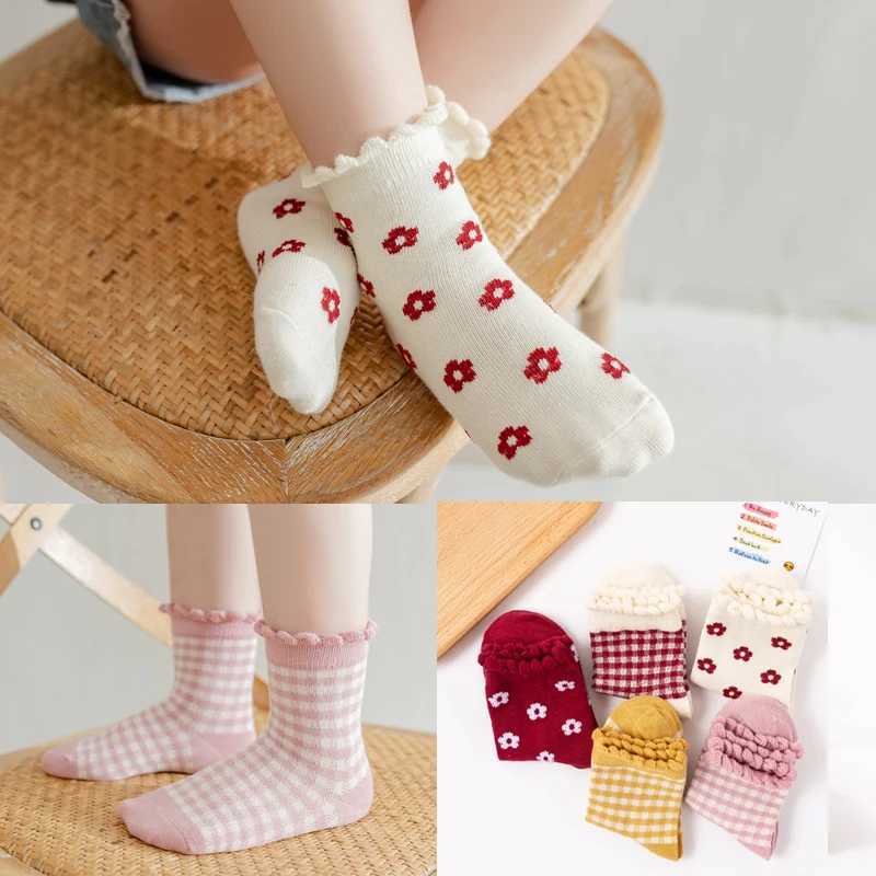 5 PairsLot Socks Girl Pure Cotton Spring and Autumn Childrens Mid Cap Girl Baby Princess Ladies Socks 26 Years J251024