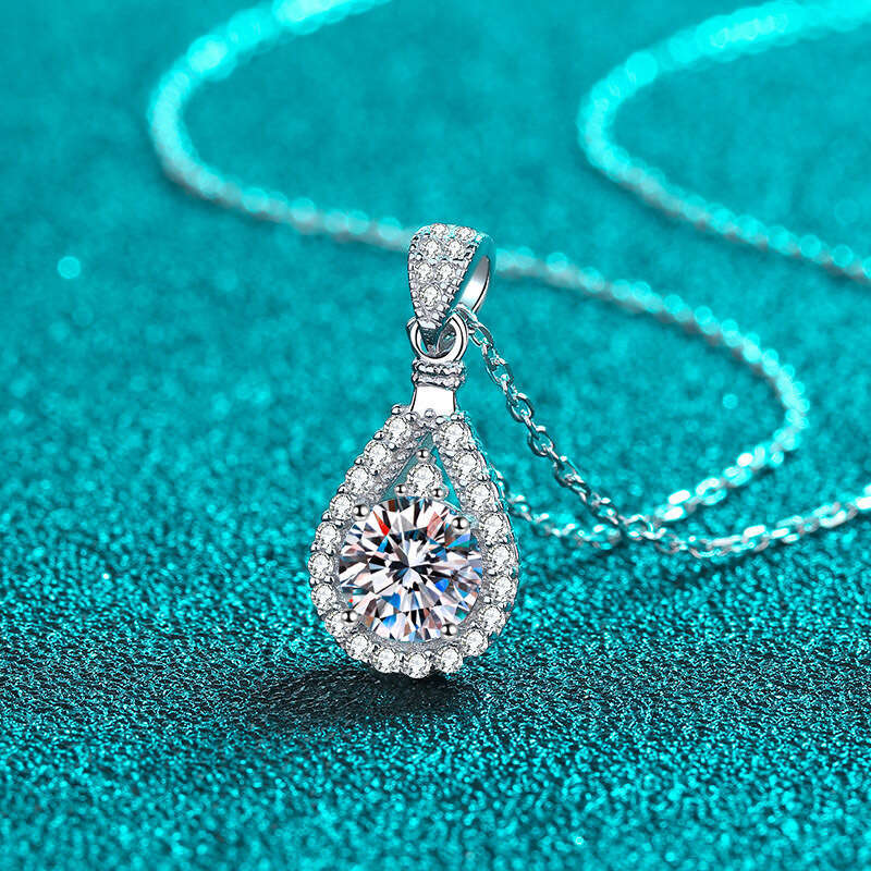 DHCollections-- Sterling Sier Necklace for Women Moissanite Delicate Clavicle Chain Plated PT950 Gold Choker