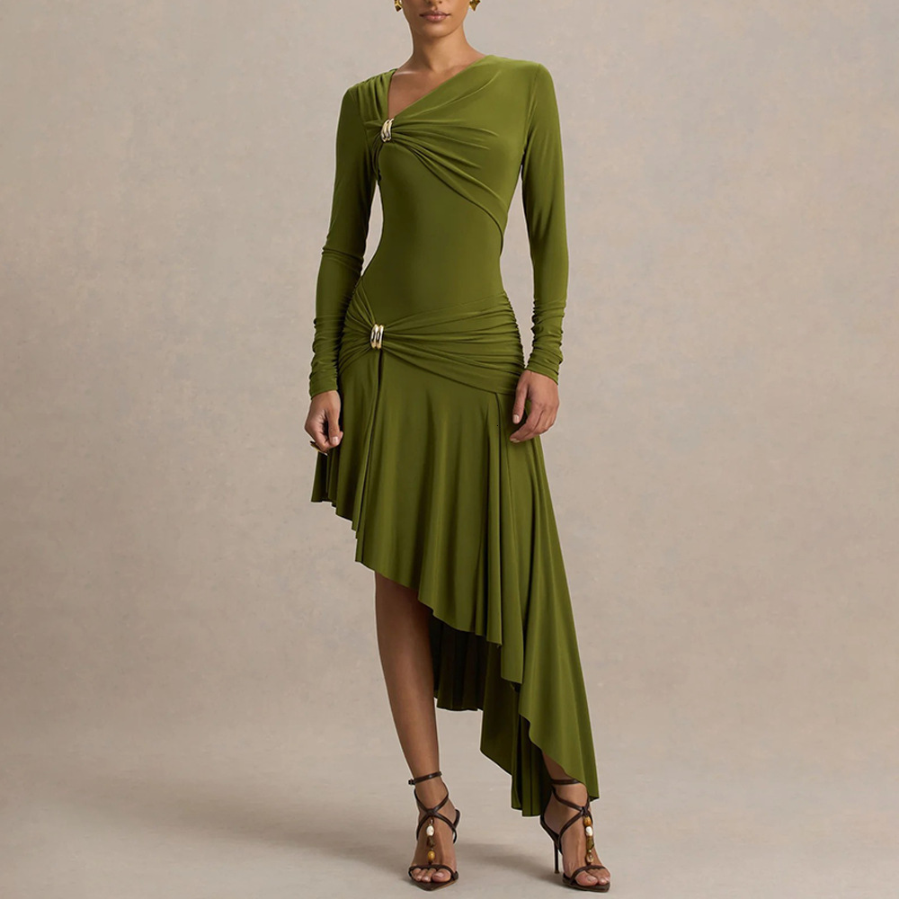 European and American designers' autumn and winter new fashionable and elegant women's slim fit sexy pleated irregular long skirt