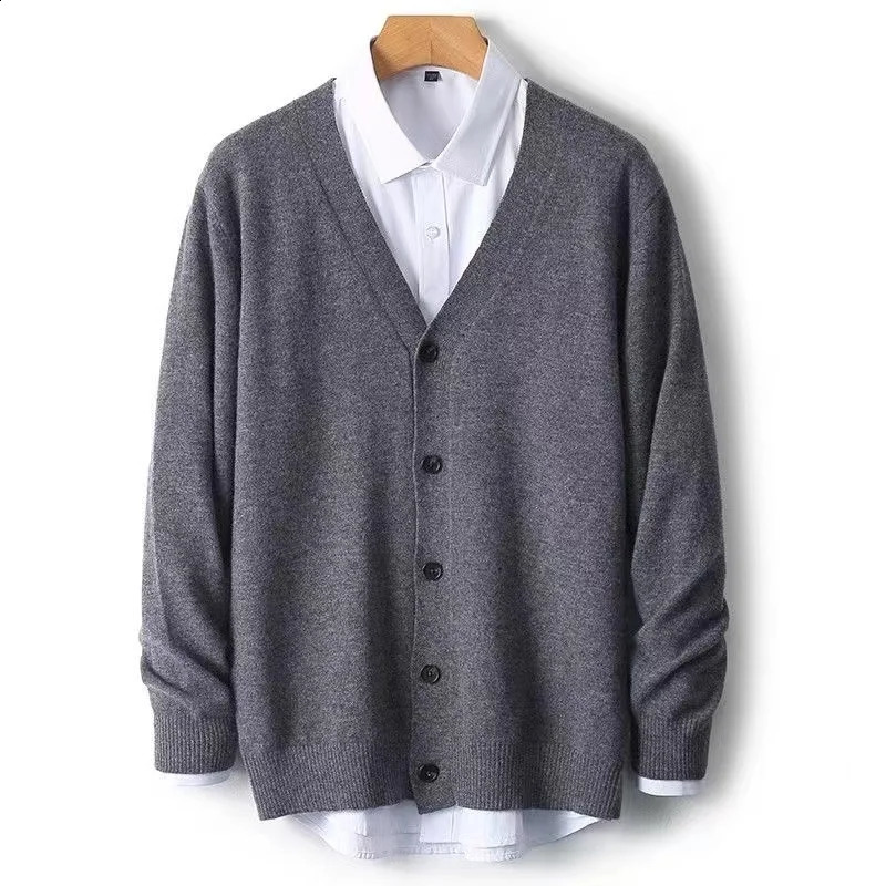 AutumnWinter Mens Business and Leisure Vneck Thin Knitted Cardigan Sweater Warm and Fashionable High Quality Knitted 251020