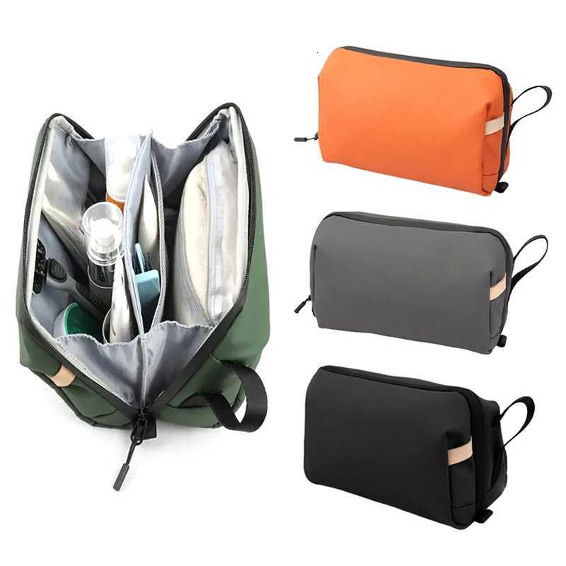 WetDry Toiletry Bag Large Capacity Waterproof Cosmetic Organizer Travel Accessory Waterproof Makeup Bag for FlyingCC88T251024