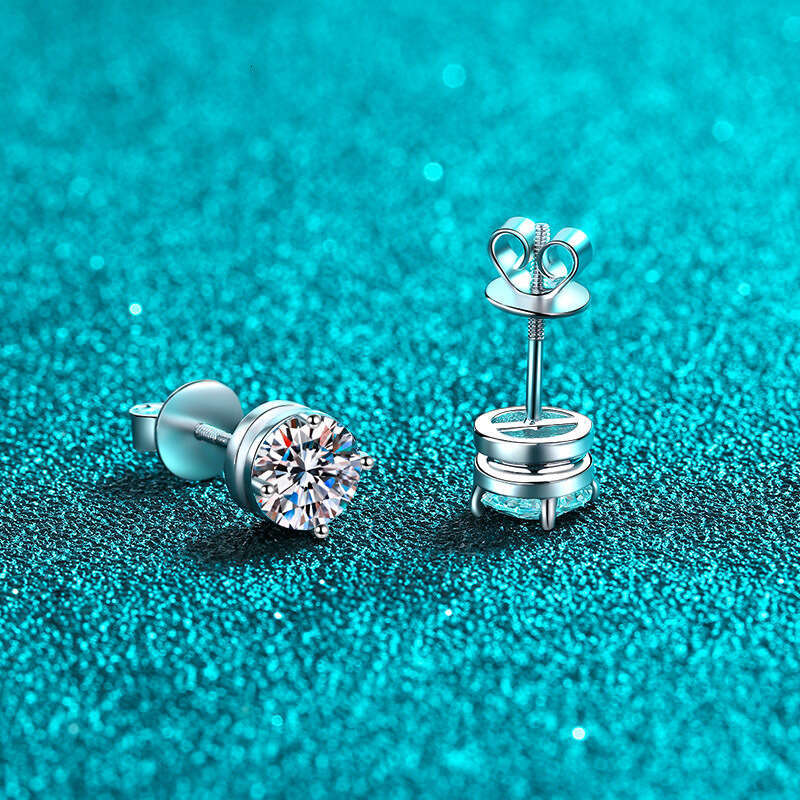 DHCollections-- Sterling Sier Plated PT950 Gold Simple Four-Prong Screw Style Moissanite Stud Earrings