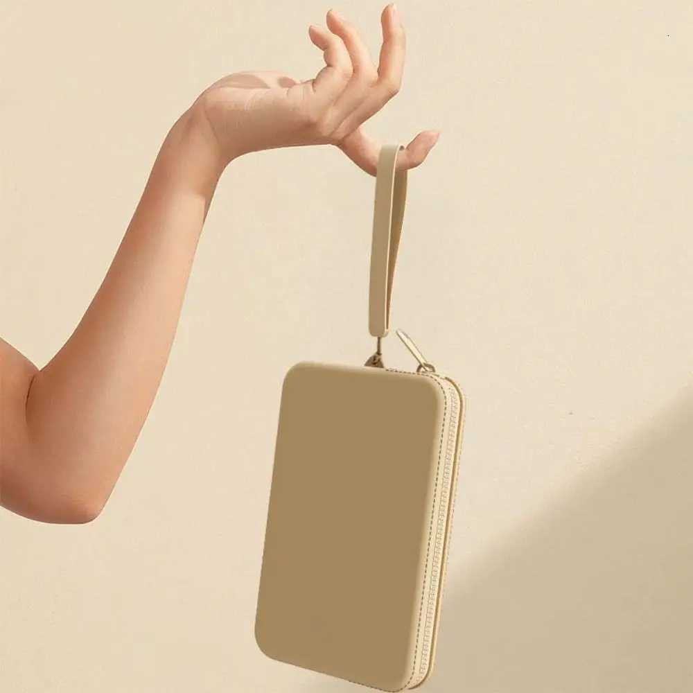 Fashion Waterproof Silicone Storage Bag Portable Dustproof Hanging Phone Bag Sunglasses Protective Cover Z251023