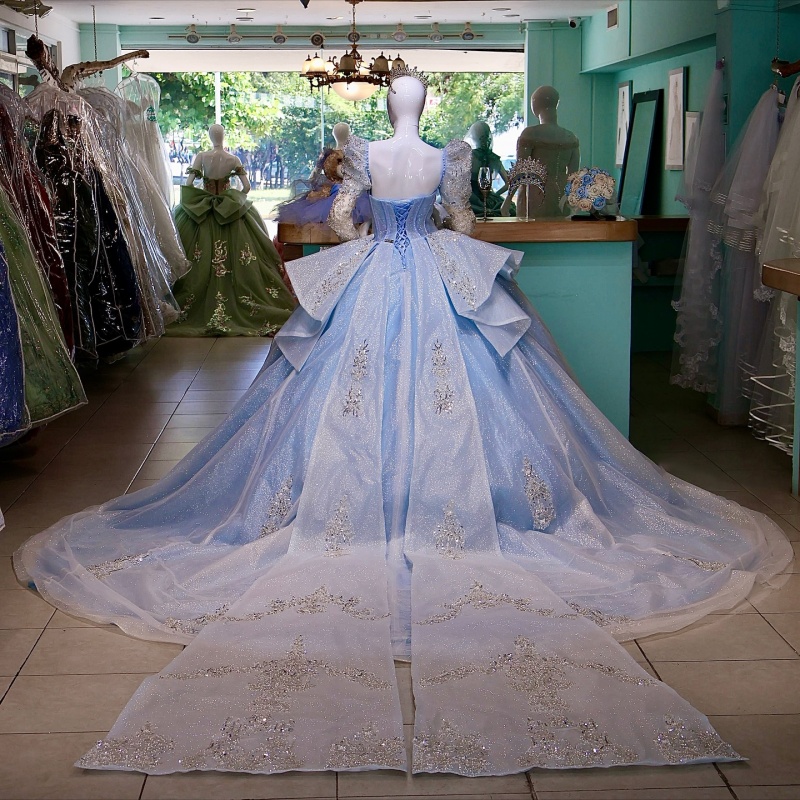 Sky Blue Shiny Quinceanera Dresses Ball Gown Off The Shoulder Sequin Applique Lace Beading Crystal Tull Party Birthday Sweet 16 Dress