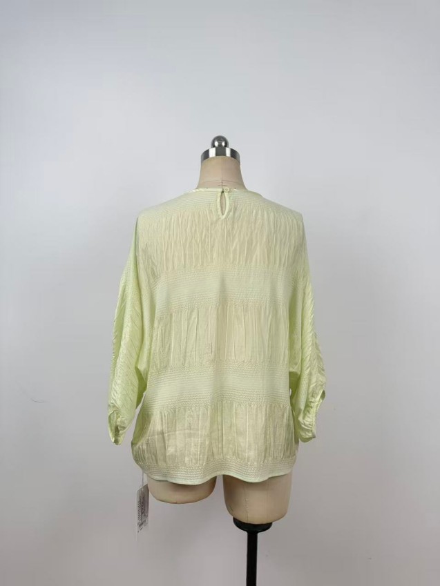 High-Quality Comfortable Premium Light Luxury Round-Neck Silk Blouse JYS1310